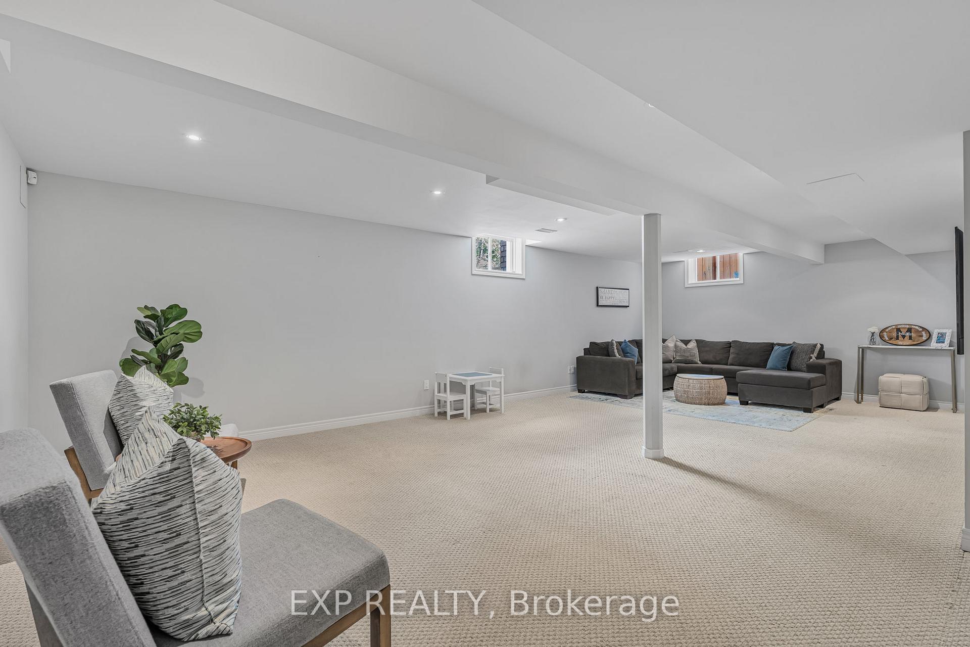 Photo 37 of 1 Evergreens Drive, Grimsby, Grimsby West — HOMEH