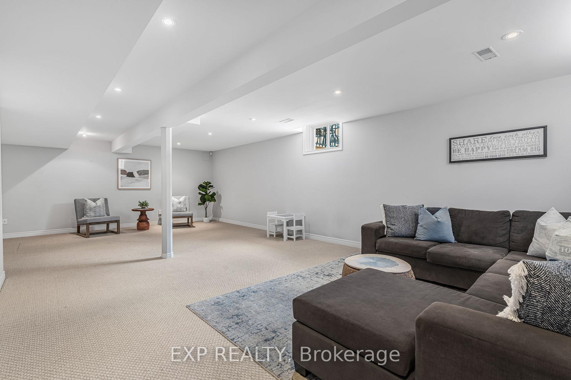Photo 40 of 1 Evergreens Drive, Grimsby, Grimsby West — HOMEH