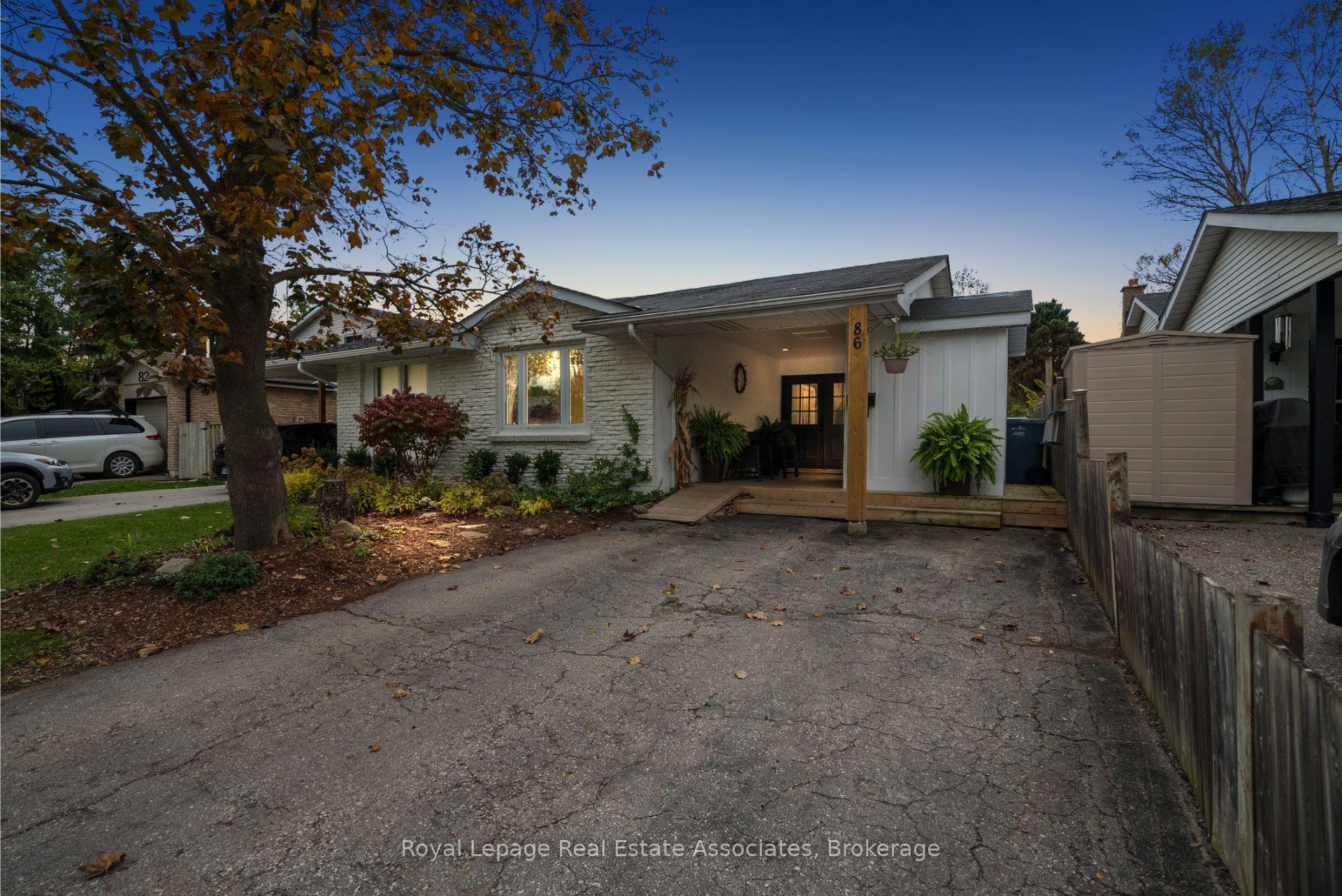 Photo 1 of 86 Queensdale Crescent, Guelph, Willow West/Sugarbush/West Acres — HOMEH