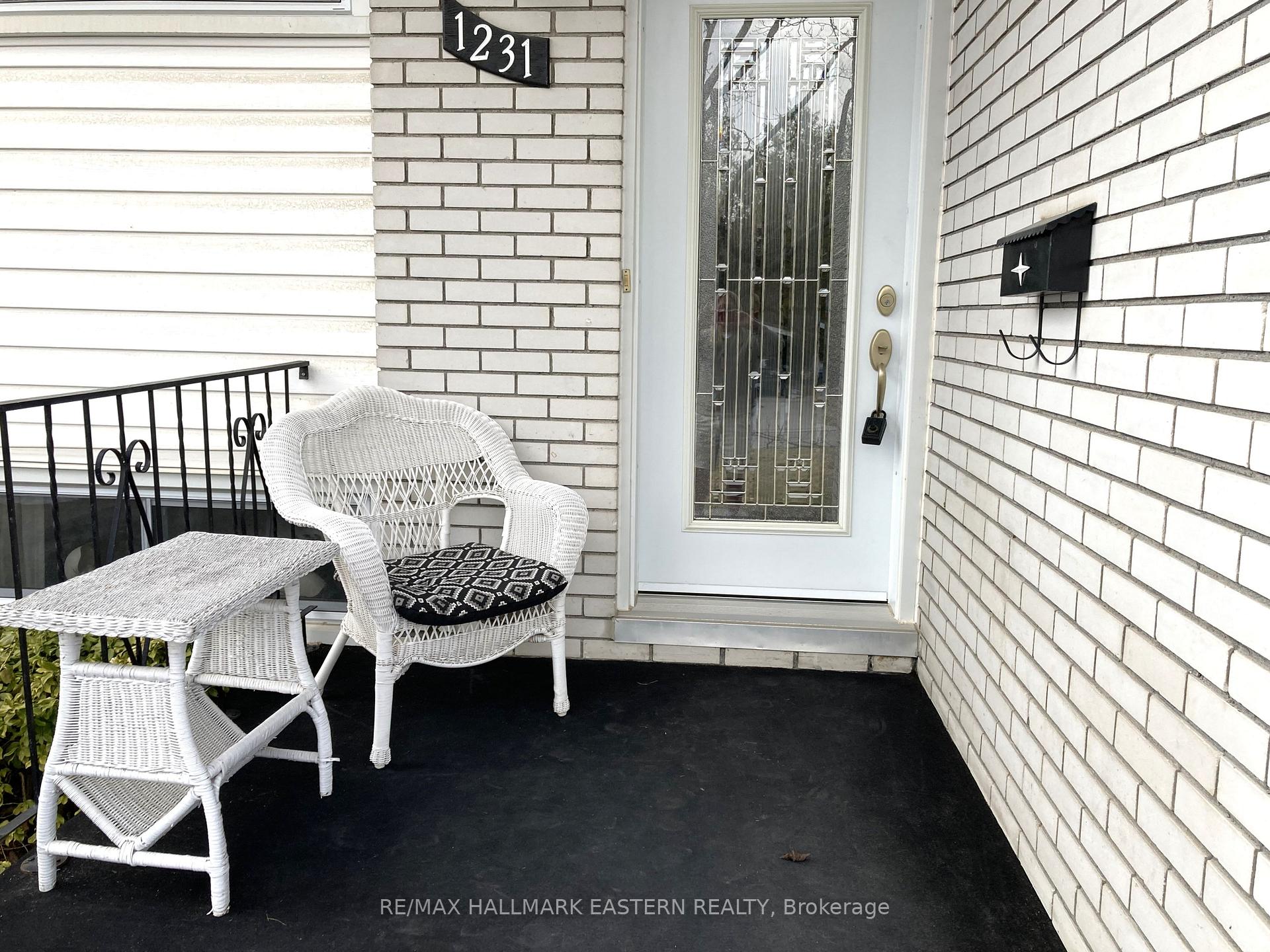 Photo 7 of 1231 Olympus Avenue, Peterborough, Northcrest Ward 5 — HOMEH