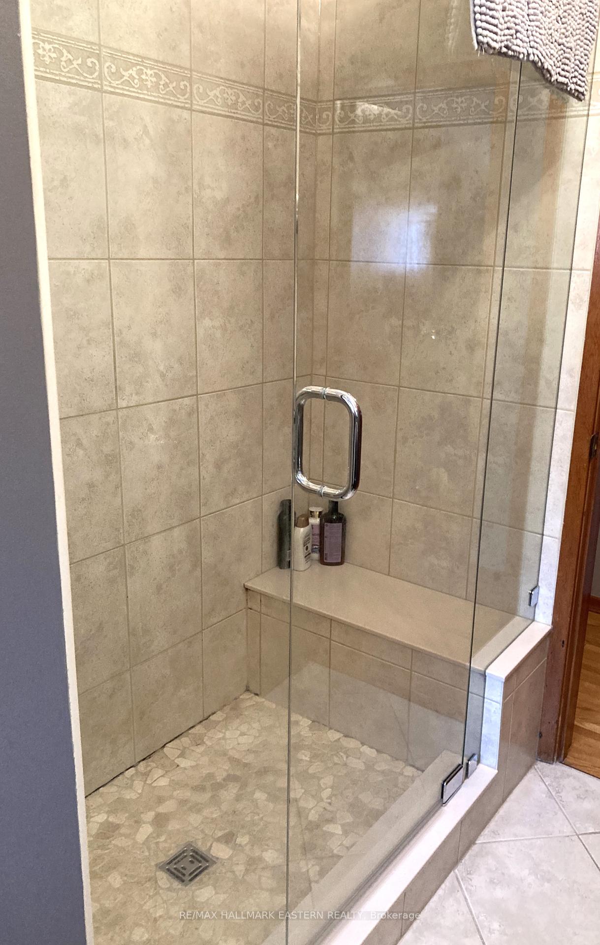 Photo 28 of 1231 Olympus Avenue, Peterborough, Northcrest Ward 5 — HOMEH