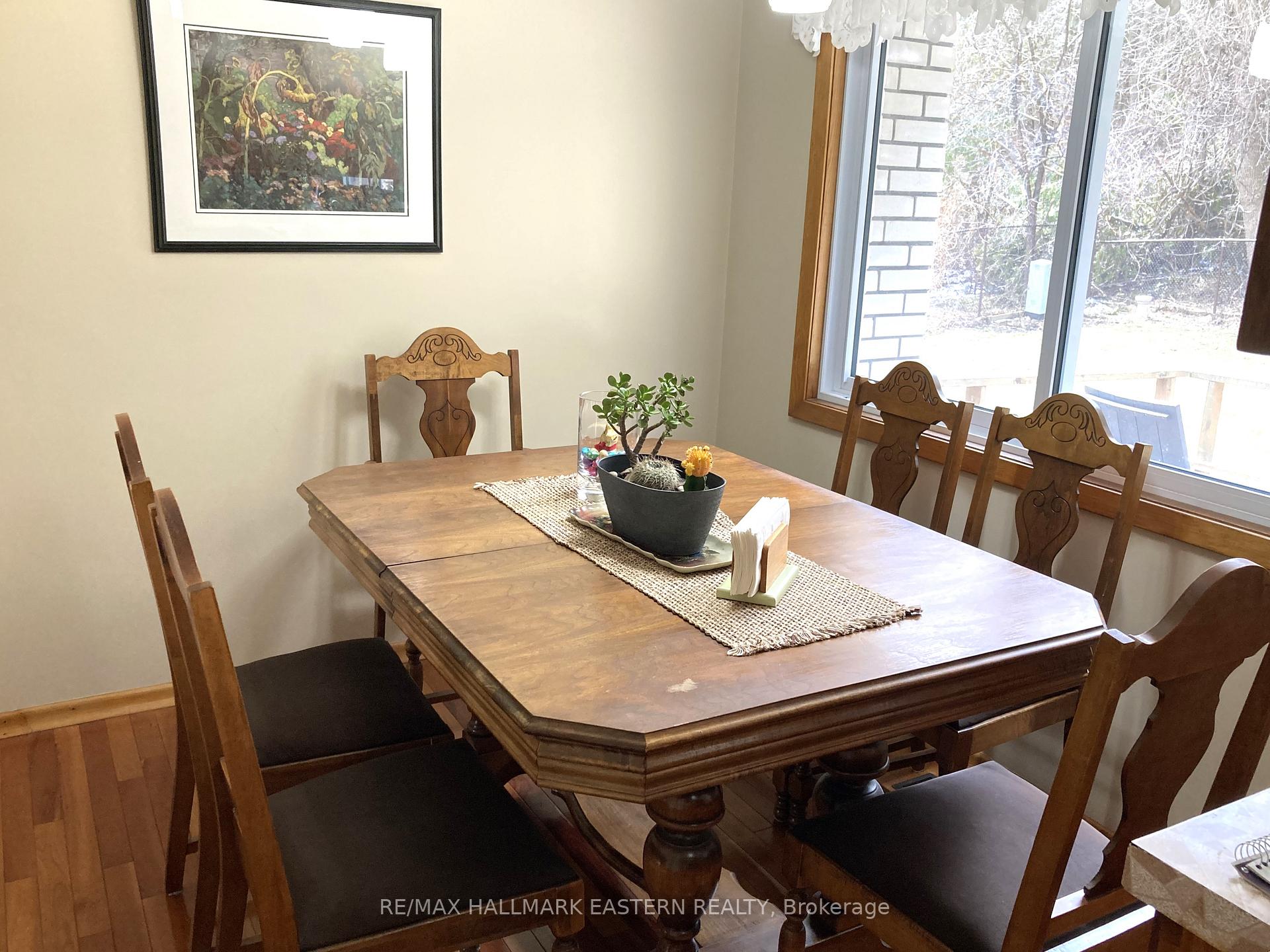 Photo 29 of 1231 Olympus Avenue, Peterborough, Northcrest Ward 5 — HOMEH