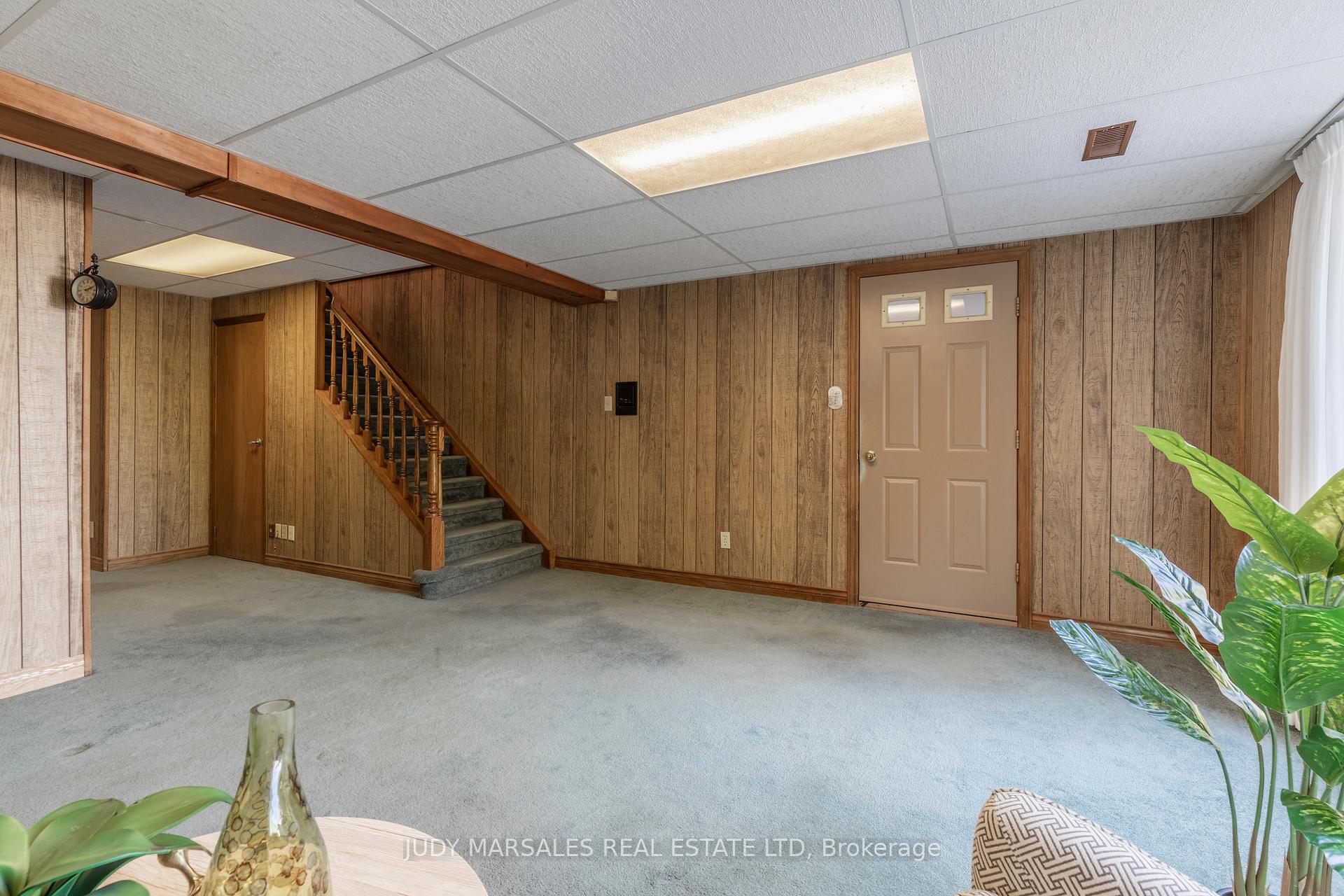 Photo 23 of 25 Ridge Road E, Grimsby, Grimsby Escarpment — HOMEH