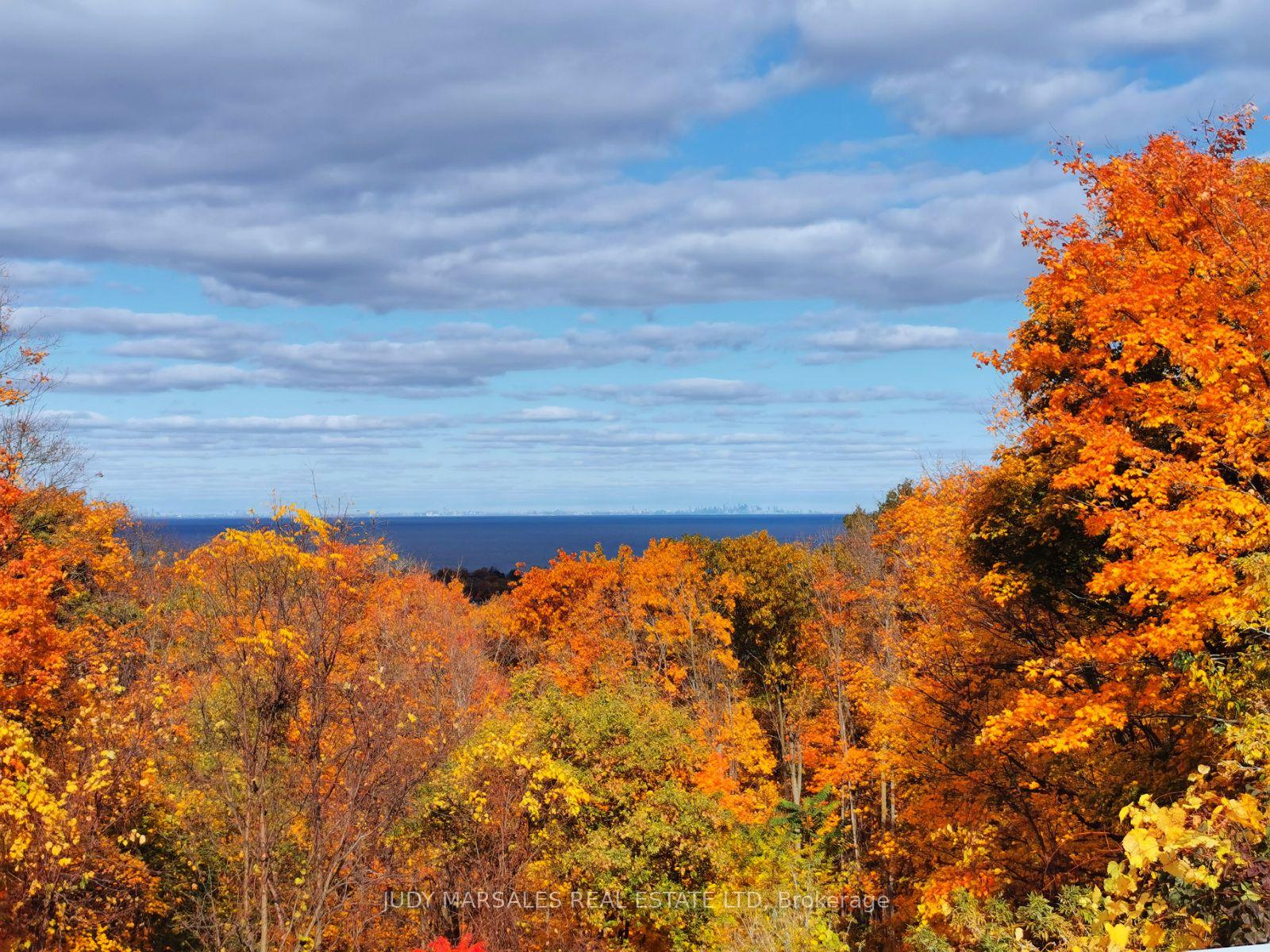 Photo 39 of 25 Ridge Road E, Grimsby, Grimsby Escarpment — HOMEH