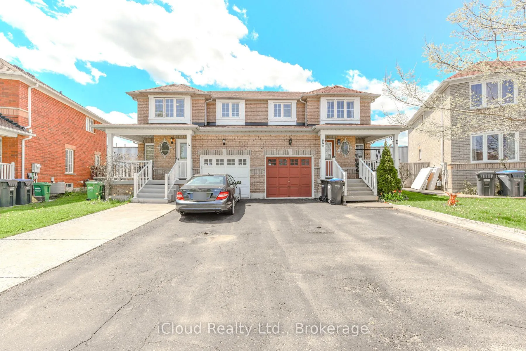 Photo 3 of 12 Bramcedar Crescent, Brampton, Northwest Sandalwood Parkway — HOMEH