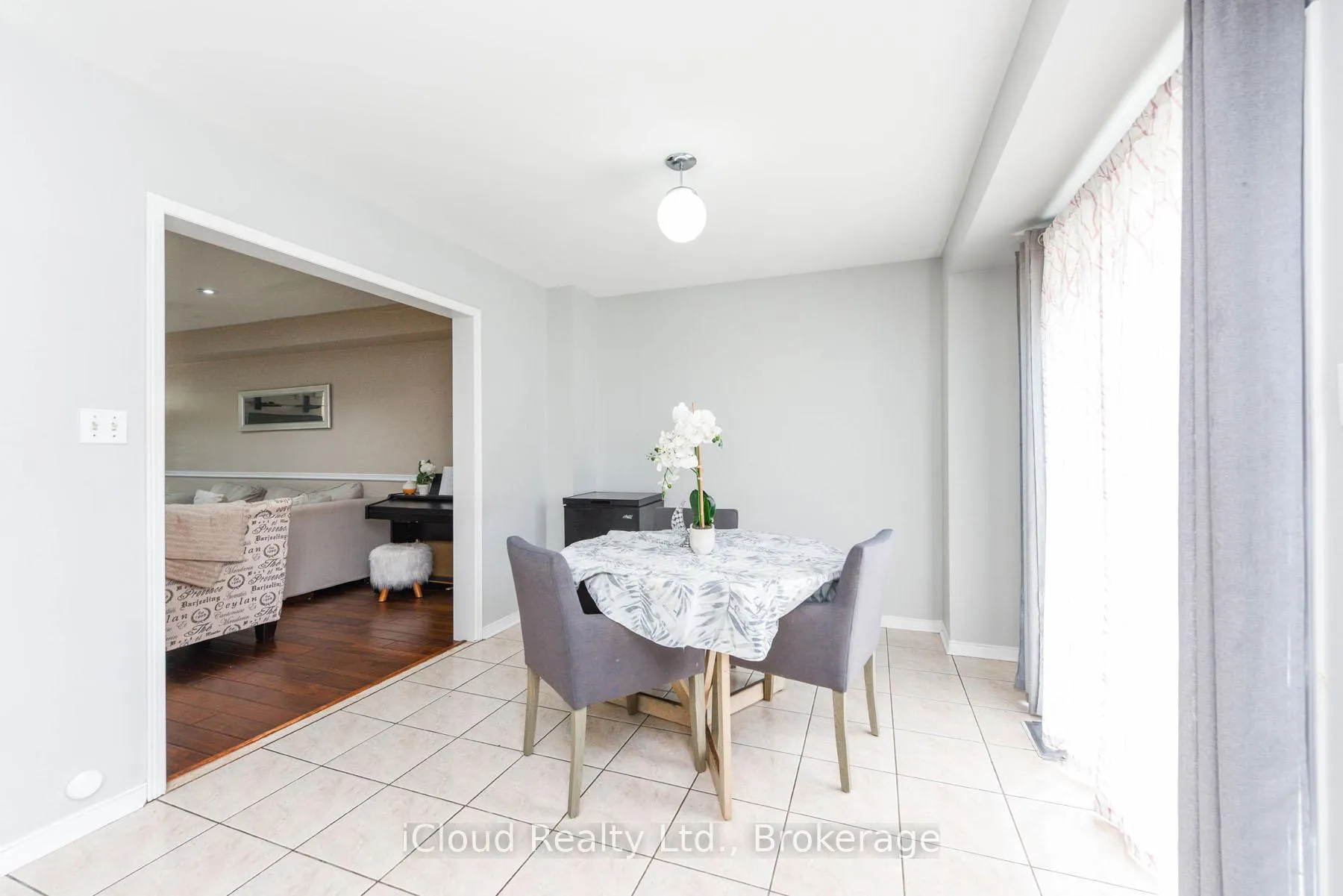 Photo 18 of 12 Bramcedar Crescent, Brampton, Northwest Sandalwood Parkway — HOMEH