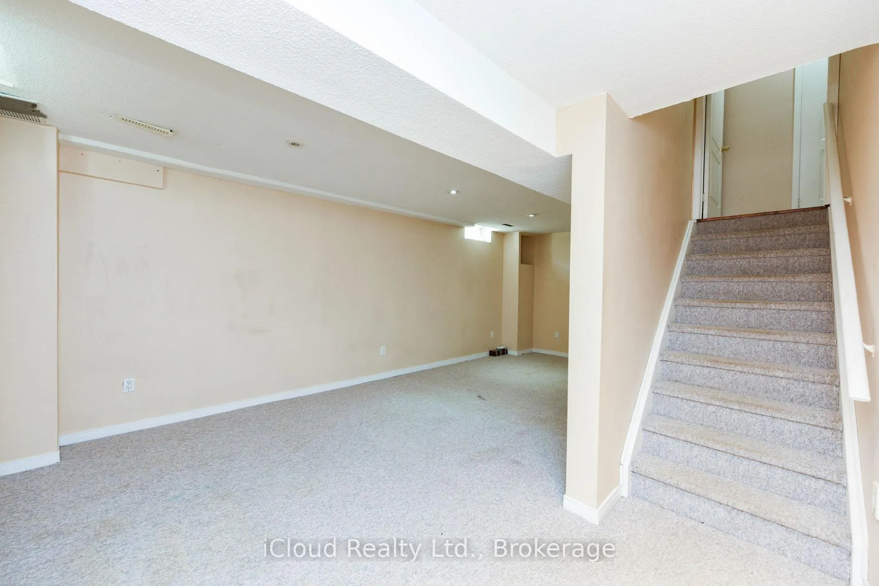 Photo 36 of 12 Bramcedar Crescent, Brampton, Northwest Sandalwood Parkway — HOMEH