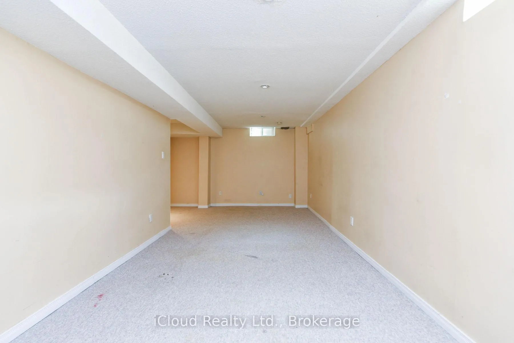 Photo 38 of 12 Bramcedar Crescent, Brampton, Northwest Sandalwood Parkway — HOMEH