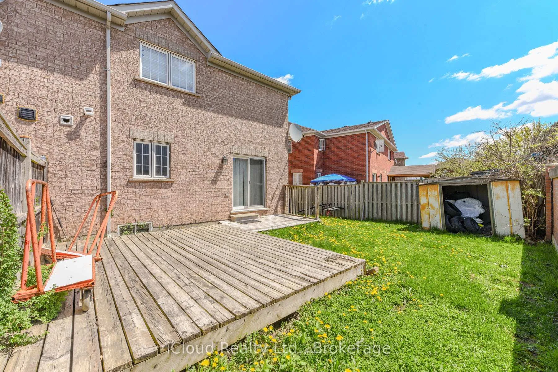 Photo 39 of 12 Bramcedar Crescent, Brampton, Northwest Sandalwood Parkway — HOMEH