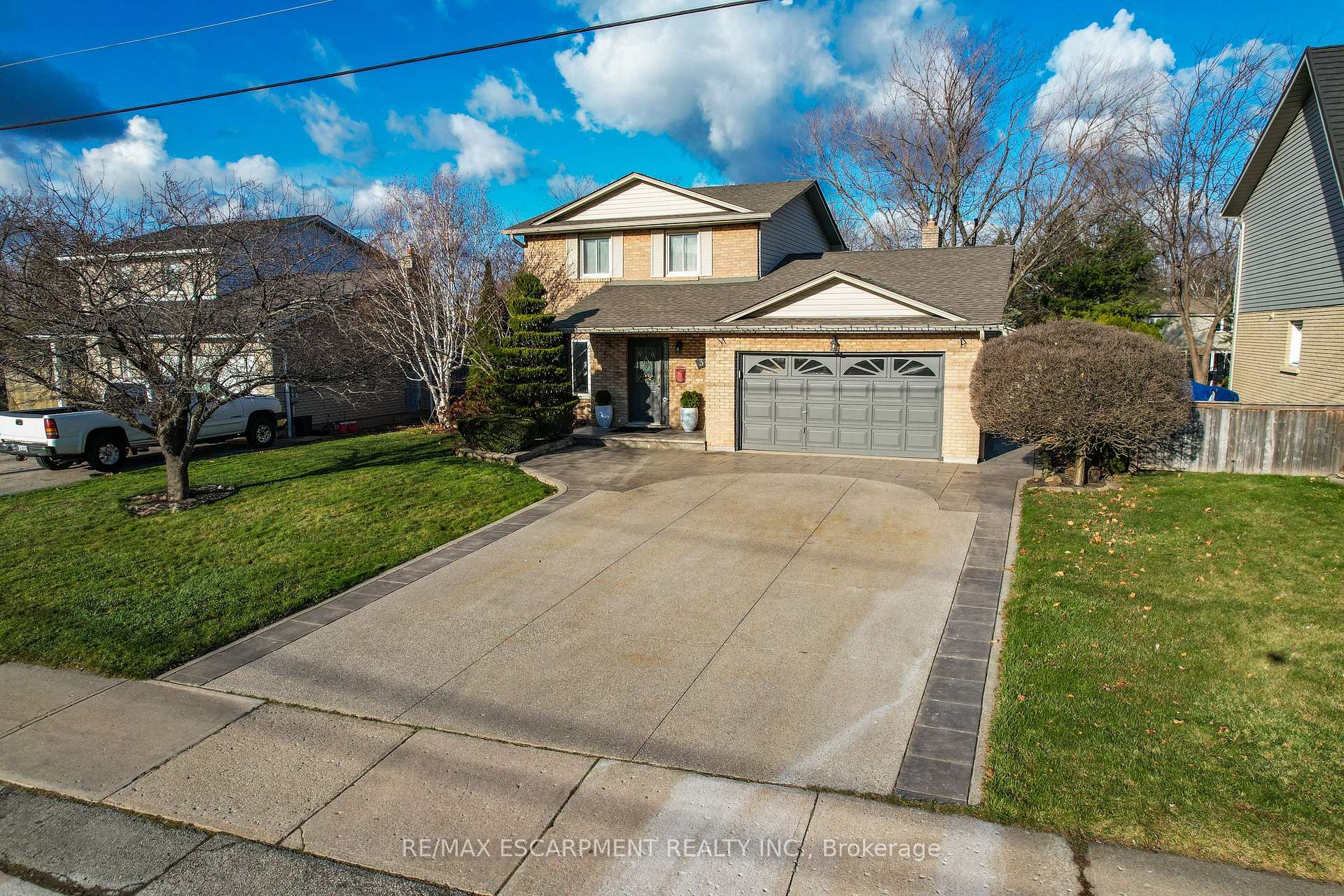 Photo 31 of 353 Lake Street, Grimsby, Grimsby Beach — HOMEH