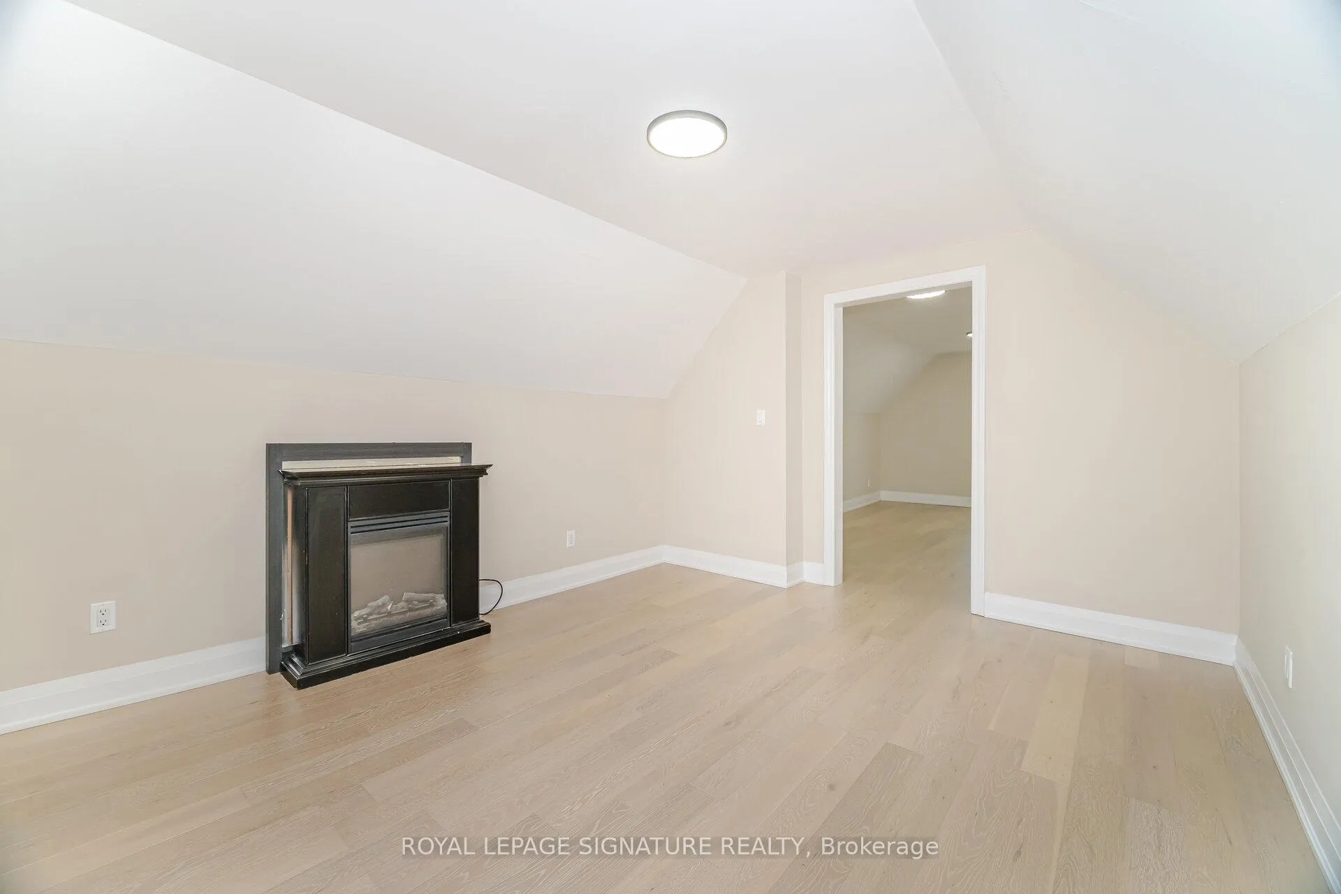 Photo 30 of 98 Birch Avenue, Hamilton, Gibson — HOMEH