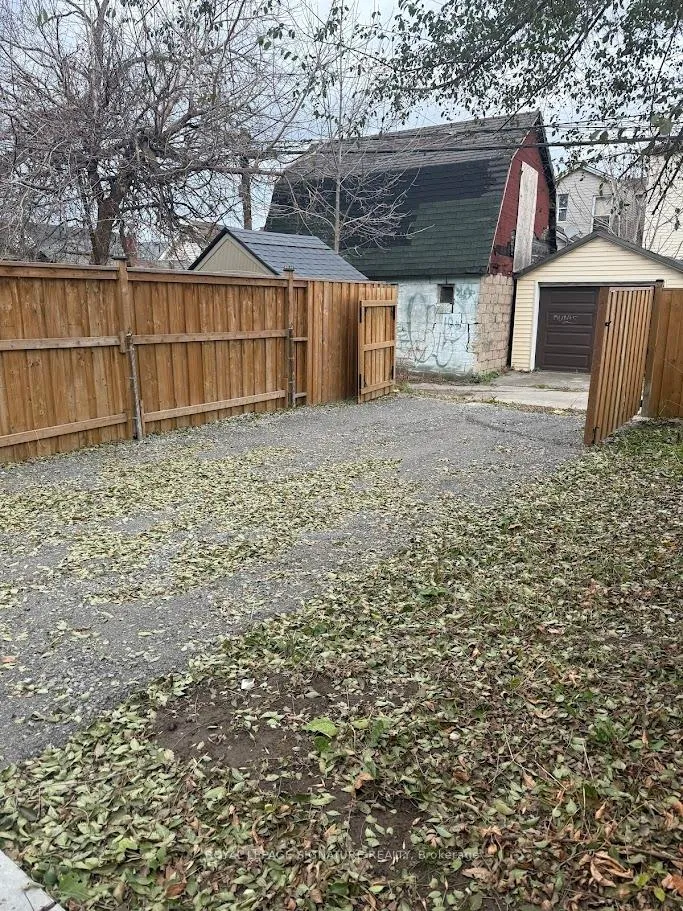 Photo 49 of 98 Birch Avenue, Hamilton, Gibson — HOMEH