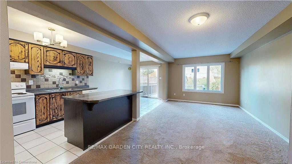 Photo 9 of 74 Magnolia Crescent, Grimsby, Grimsby West — HOMEH