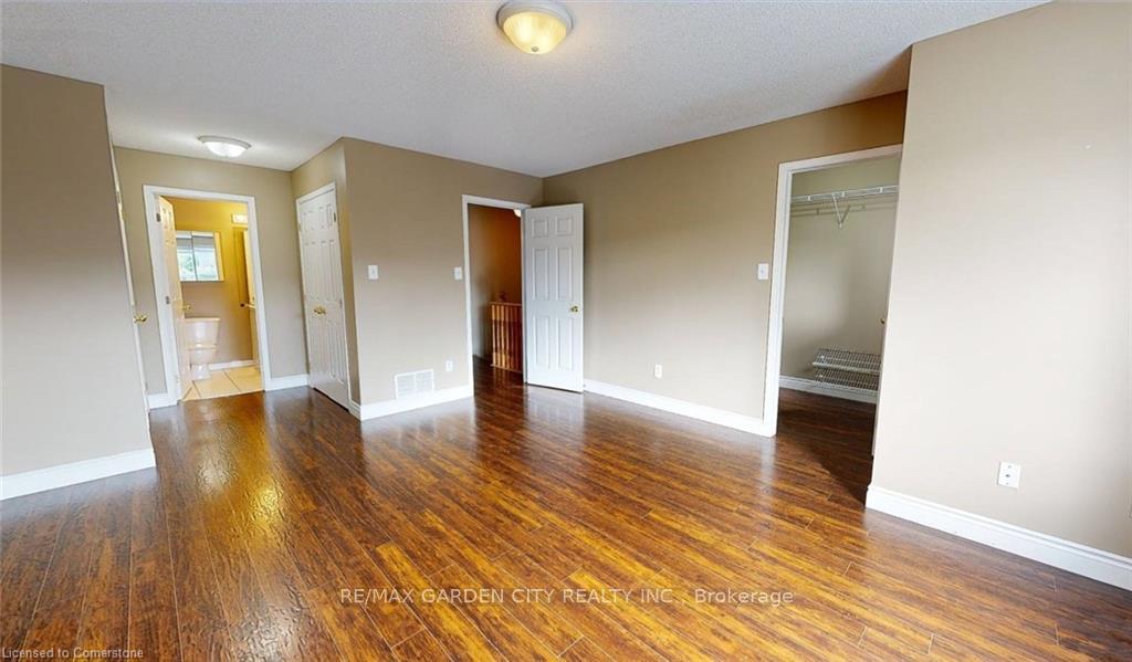 Photo 17 of 74 Magnolia Crescent, Grimsby, Grimsby West — HOMEH