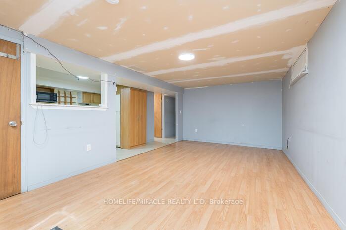 Photo 4 of 25 Elizabeth Street, Guelph, St. Patrick's Ward — HOMEH