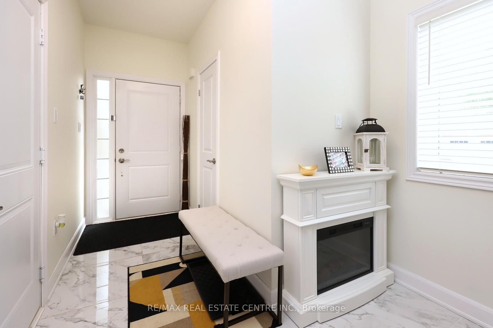 Photo 3 of Unit 53, 8 Lakelawn Road, Grimsby, Grimsby Beach — HOMEH