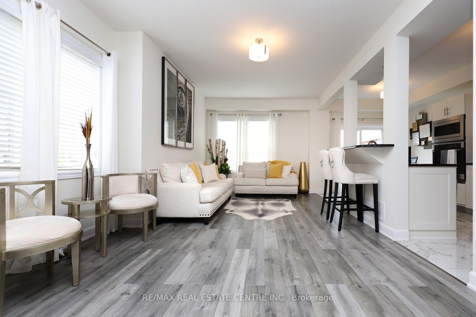 Photo 5 of Unit 53, 8 Lakelawn Road, Grimsby, Grimsby Beach — HOMEH