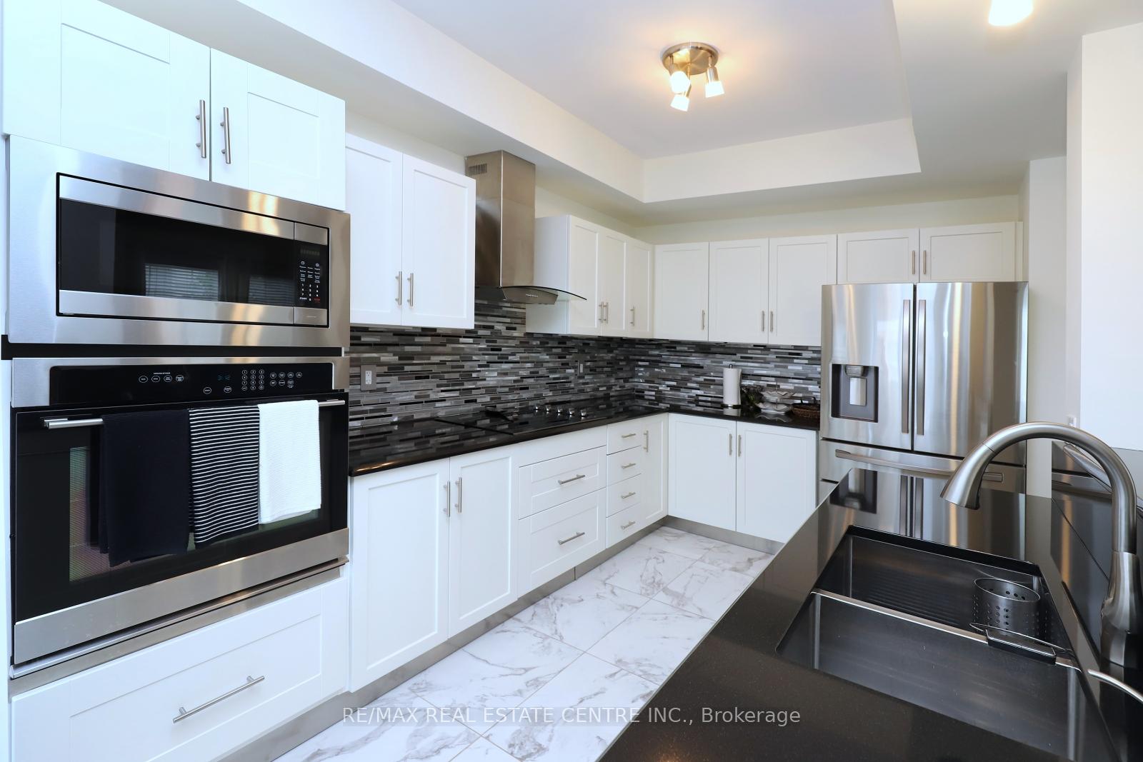 Photo 9 of Unit 53, 8 Lakelawn Road, Grimsby, Grimsby Beach — HOMEH