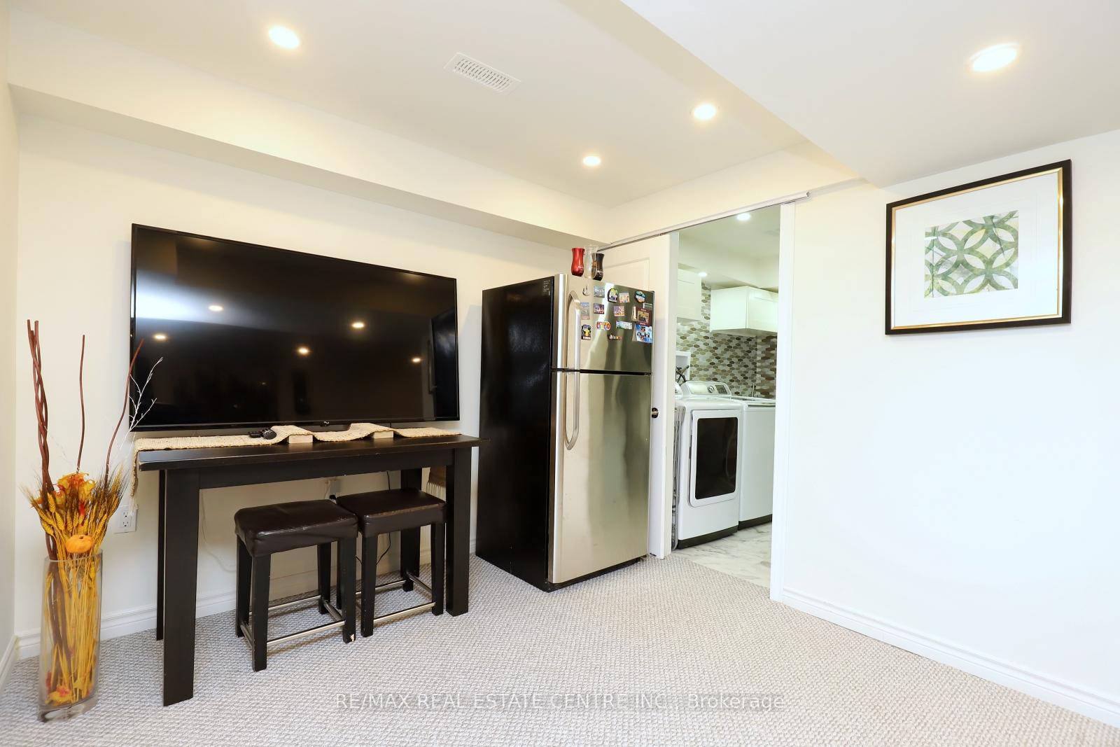 Photo 14 of Unit 53, 8 Lakelawn Road, Grimsby, Grimsby Beach — HOMEH