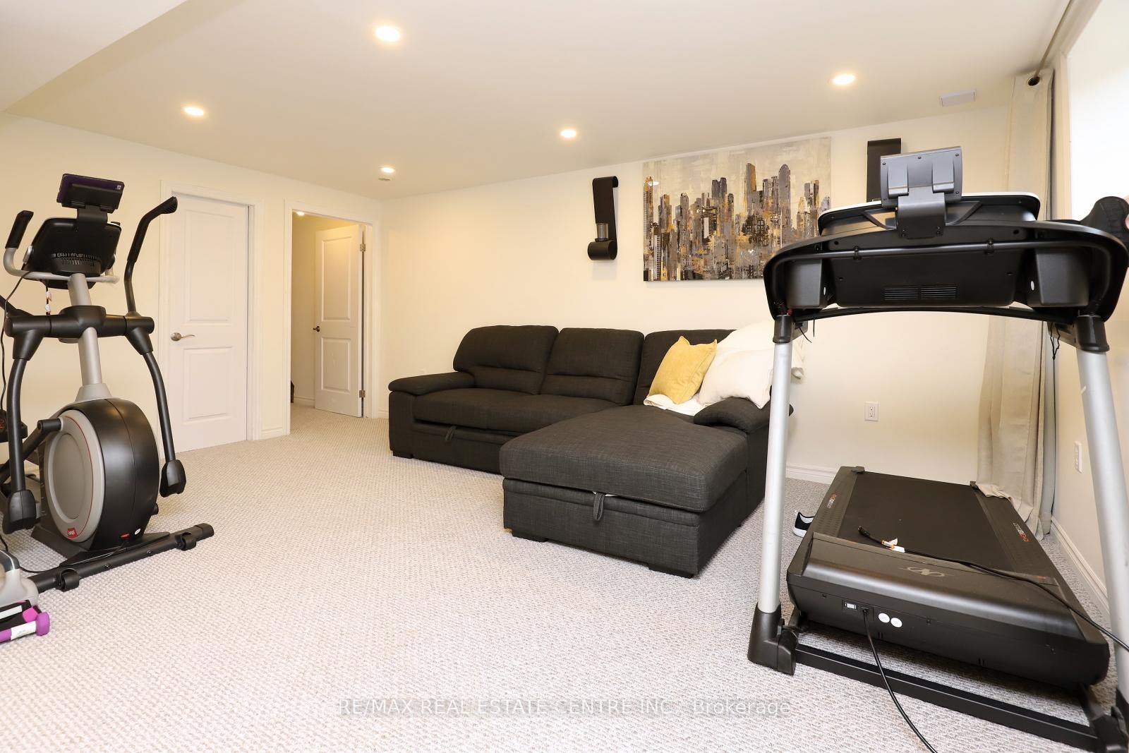 Photo 15 of Unit 53, 8 Lakelawn Road, Grimsby, Grimsby Beach — HOMEH