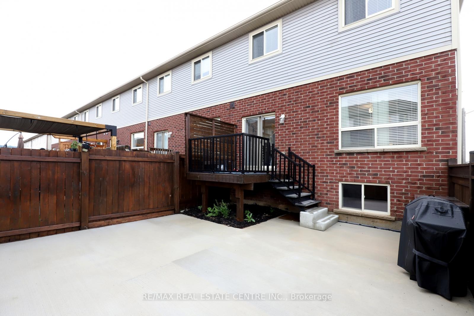 Photo 32 of Unit 53, 8 Lakelawn Road, Grimsby, Grimsby Beach — HOMEH