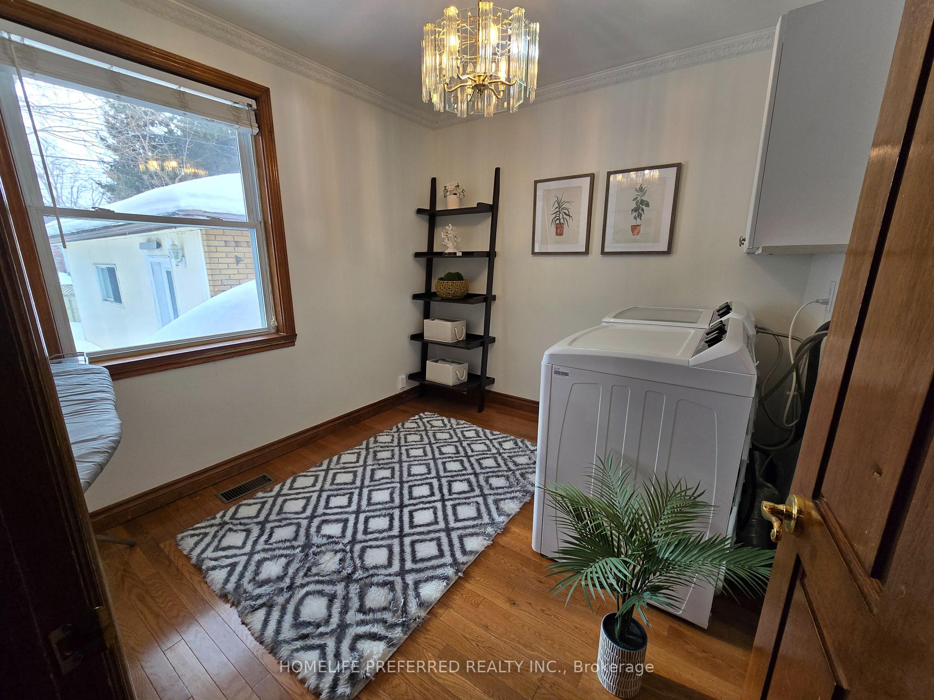 Photo 21 of 263 Clarke Drive, Peterborough, Northcrest Ward 5 — HOMEH