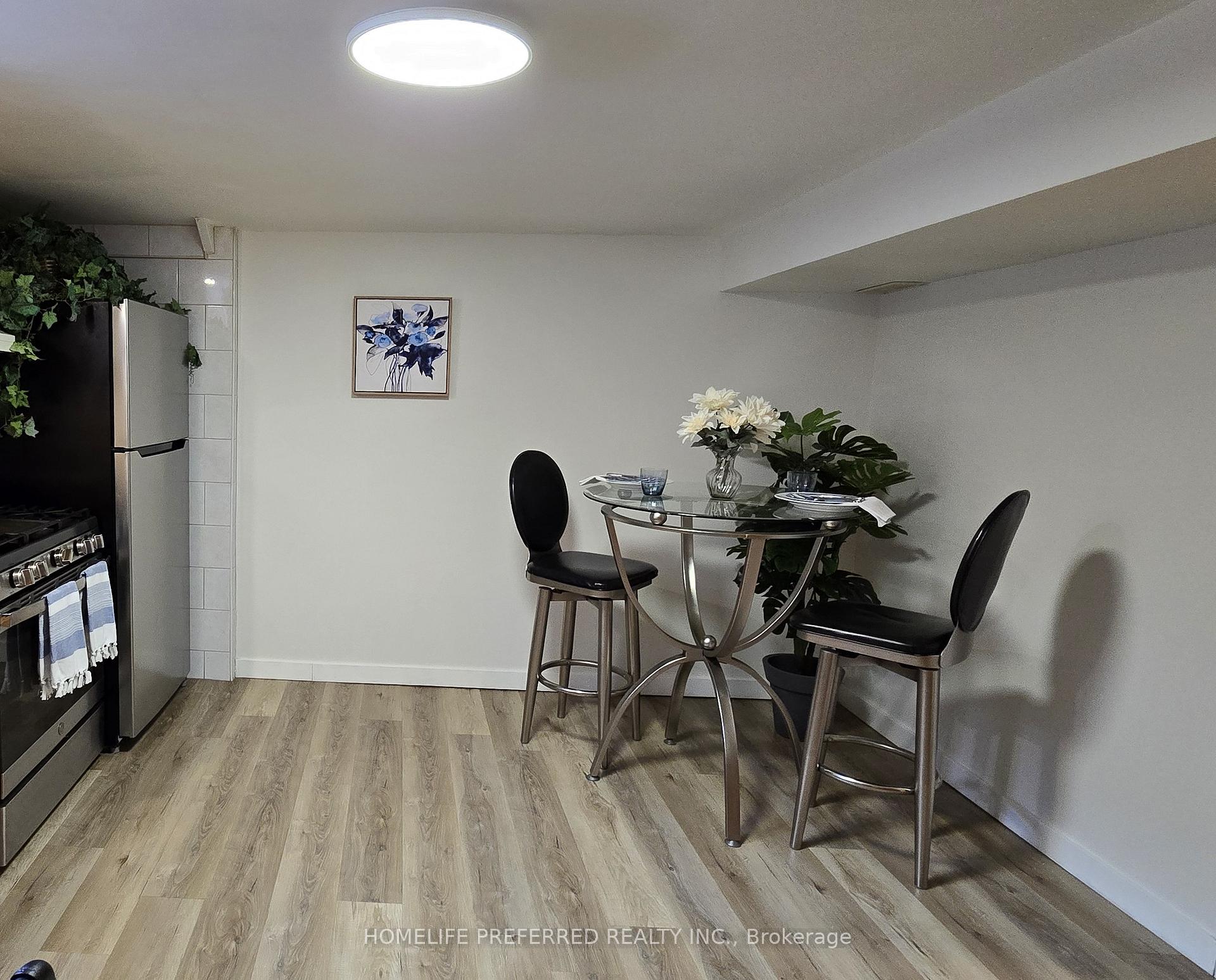 Photo 31 of 263 Clarke Drive, Peterborough, Northcrest Ward 5 — HOMEH