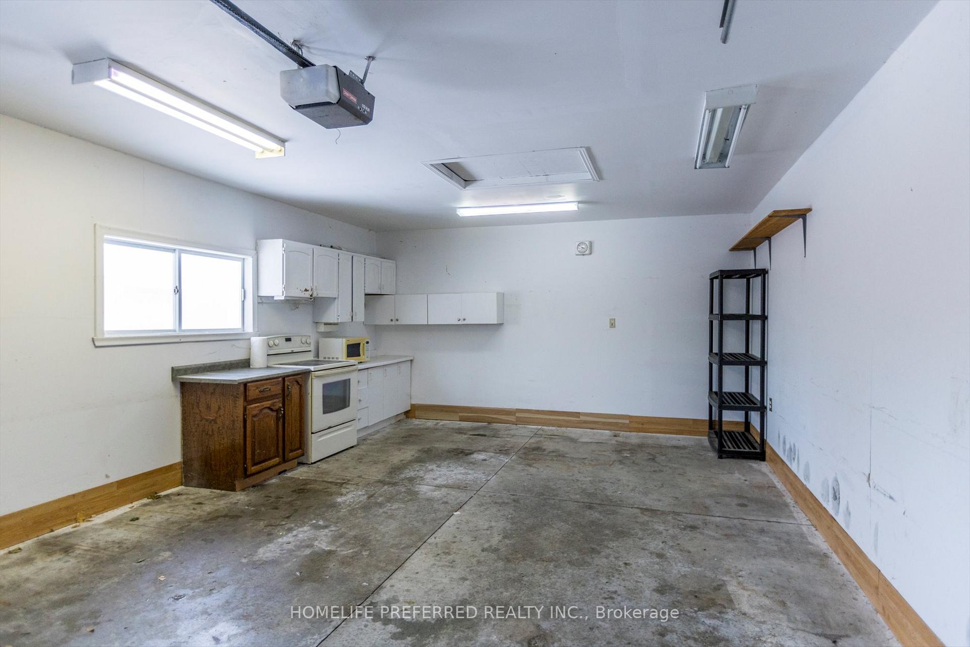 Photo 42 of 263 Clarke Drive, Peterborough, Northcrest Ward 5 — HOMEH