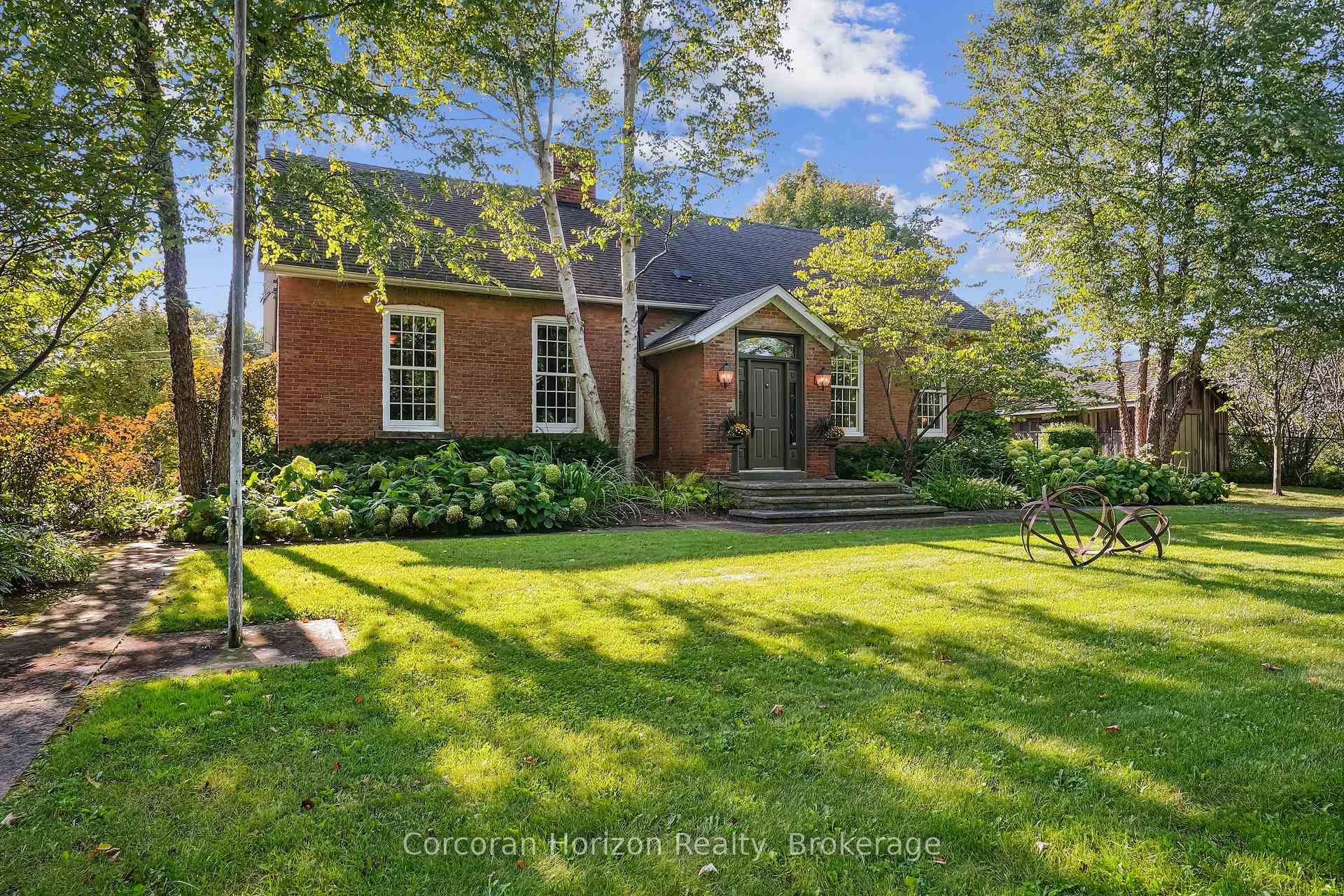 Photo 3 of 1553 Brock Road, Hamilton, Rural Flamborough — HOMEH