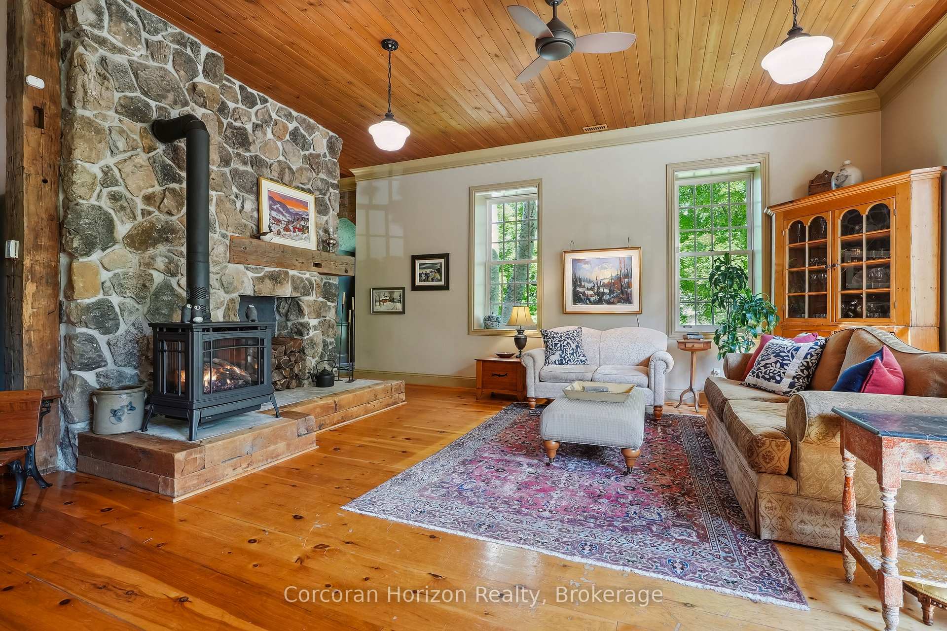 Photo 9 of 1553 Brock Road, Hamilton, Rural Flamborough — HOMEH