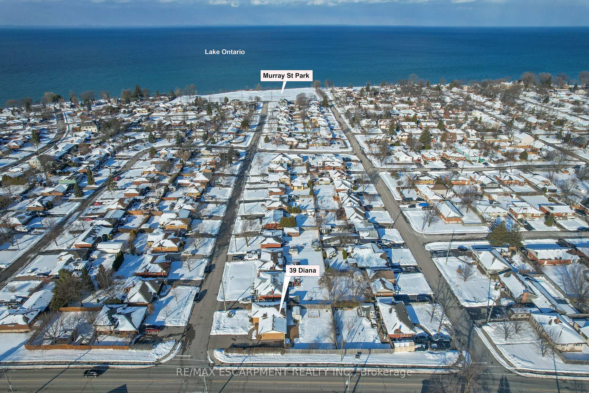 Photo 2 of 39 Diana Avenue, Grimsby, Grimsby Beach — HOMEH