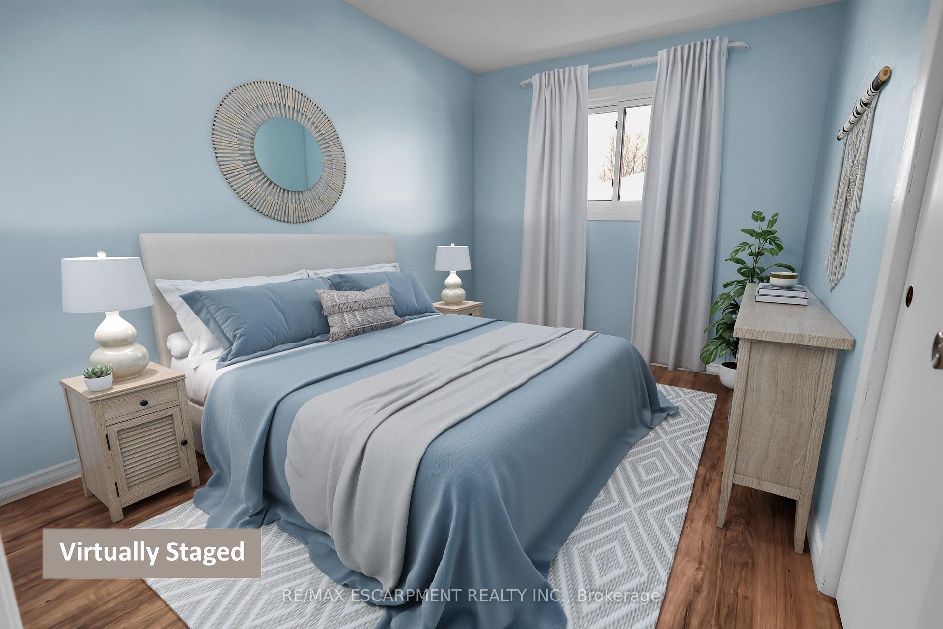 Photo 16 of 39 Diana Avenue, Grimsby, Grimsby Beach — HOMEH