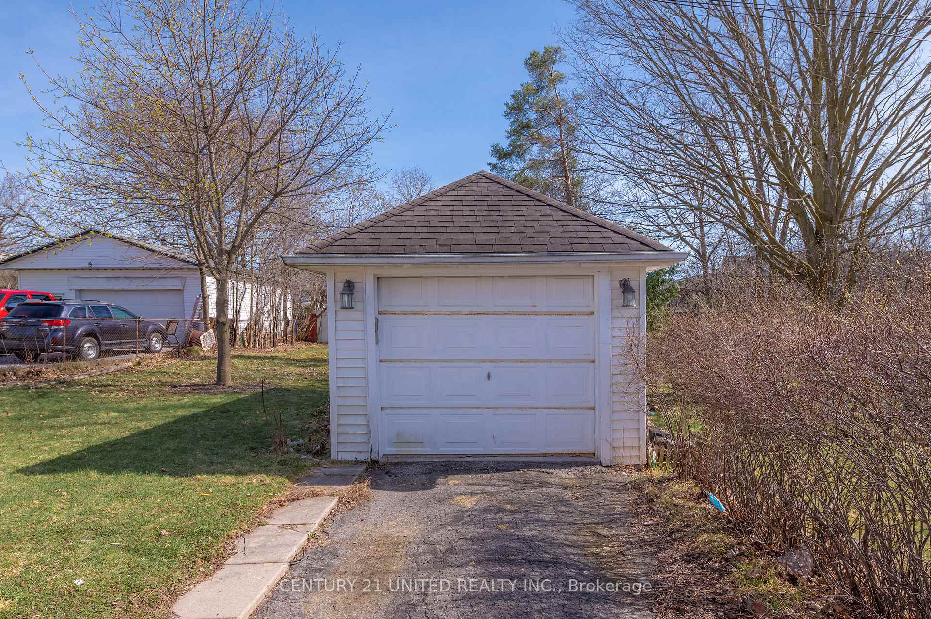 Photo 35 of 741 Third Avenue, Peterborough, Otonabee Ward 1 — HOMEH