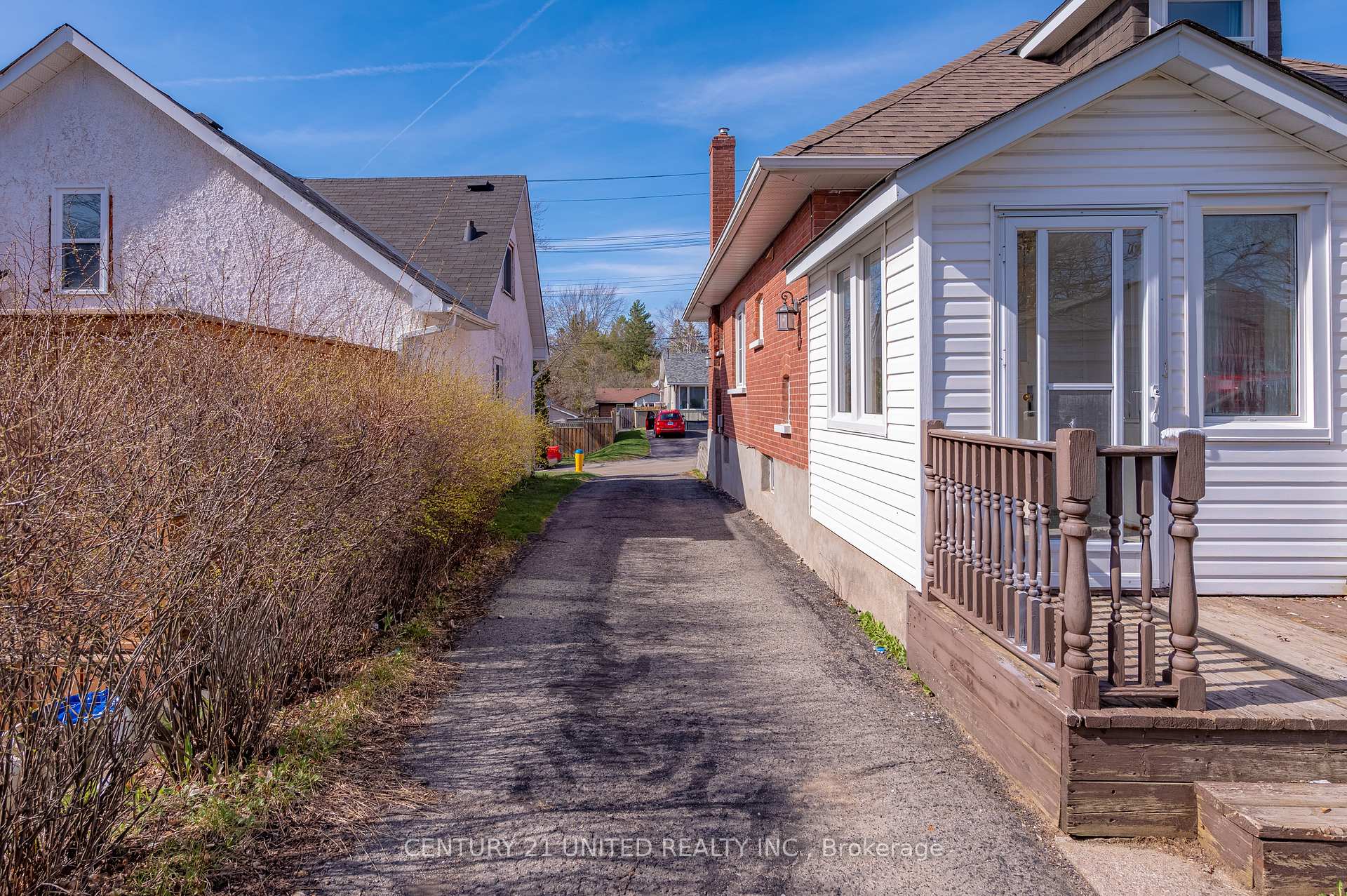Photo 37 of 741 Third Avenue, Peterborough, Otonabee Ward 1 — HOMEH