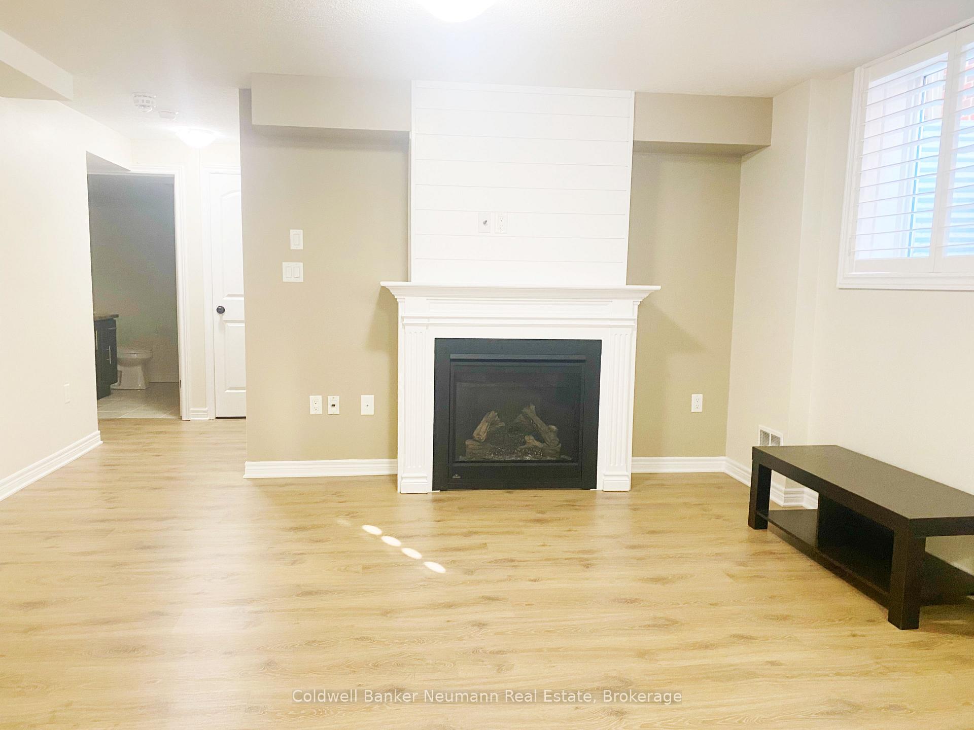 Photo 4 of 100 Marshall Drive, Guelph, Grange Road — HOMEH