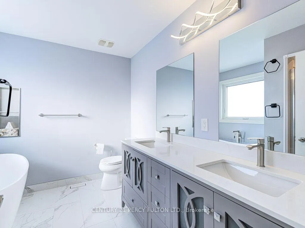 Photo 26 of 61 Bousfield Rise, Hamilton, Waterdown — HOMEH