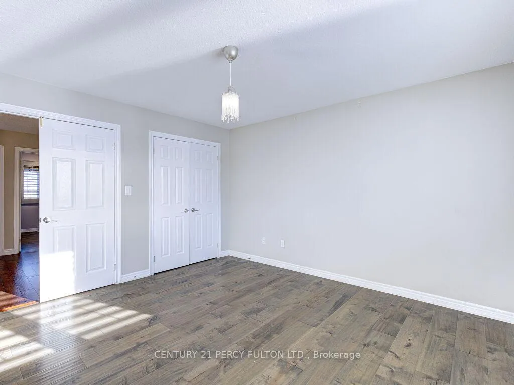 Photo 28 of 61 Bousfield Rise, Hamilton, Waterdown — HOMEH