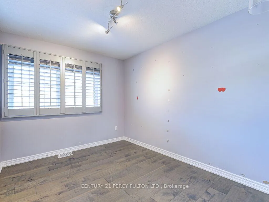 Photo 32 of 61 Bousfield Rise, Hamilton, Waterdown — HOMEH