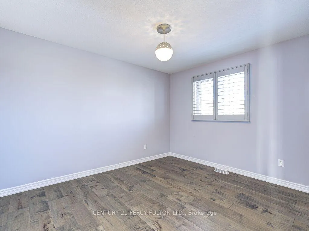 Photo 34 of 61 Bousfield Rise, Hamilton, Waterdown — HOMEH
