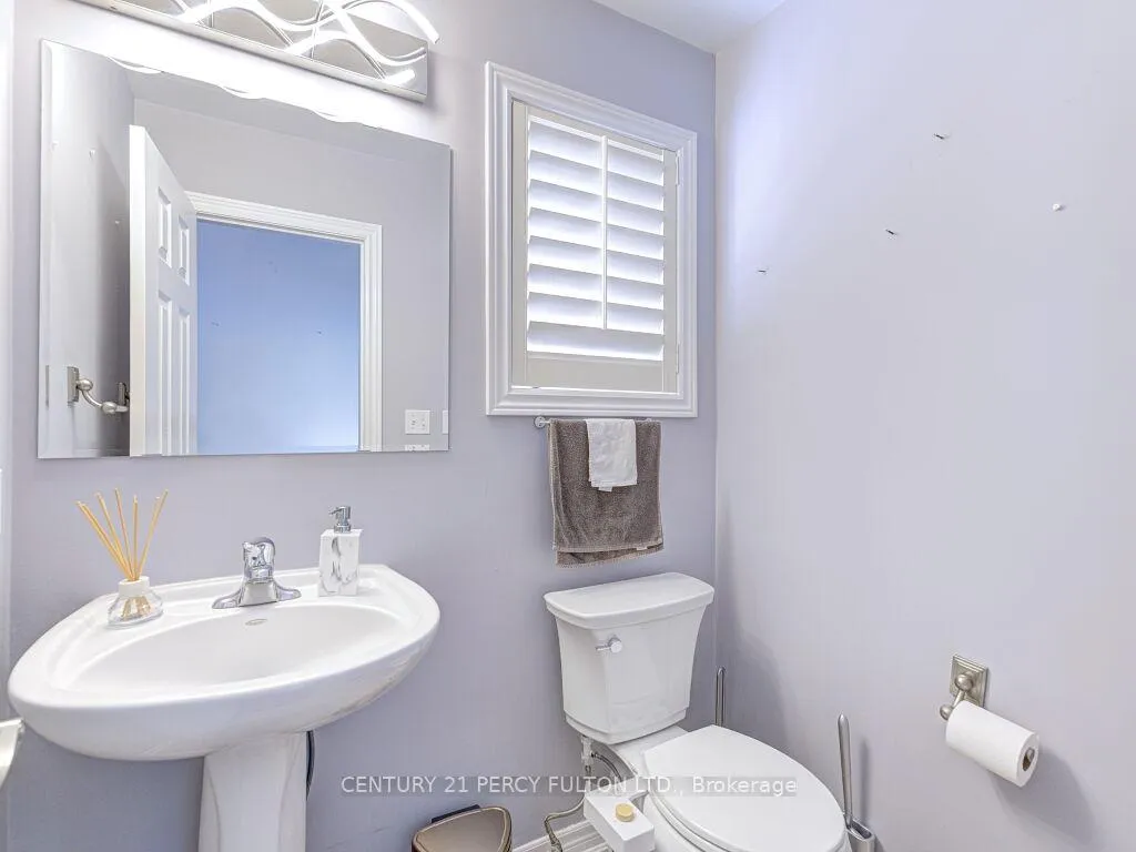 Photo 40 of 61 Bousfield Rise, Hamilton, Waterdown — HOMEH