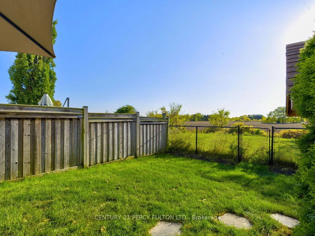 Photo 44 of 61 Bousfield Rise, Hamilton, Waterdown — HOMEH