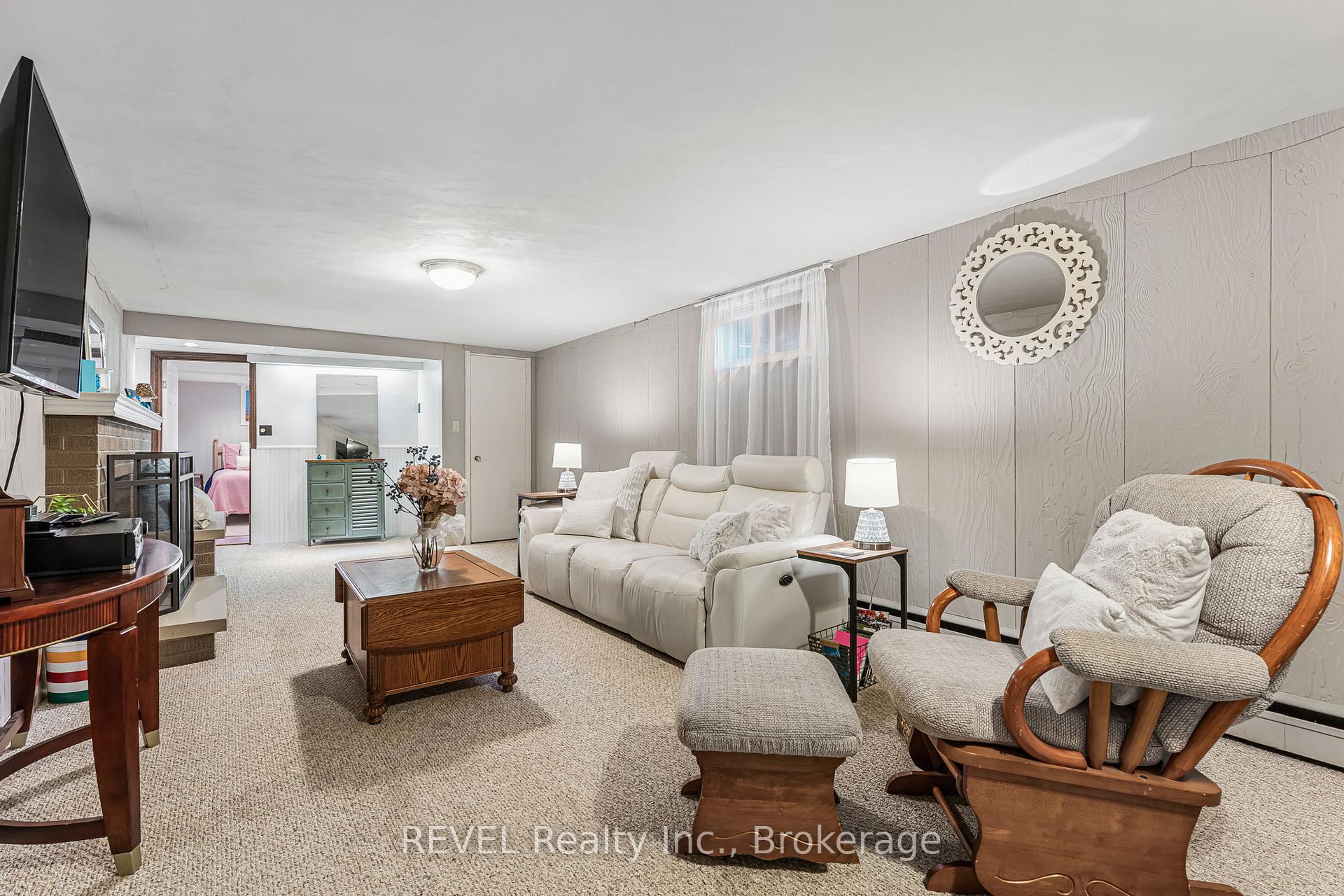 Photo 24 of 5 Cherryhill Drive, Grimsby, Grimsby East — HOMEH