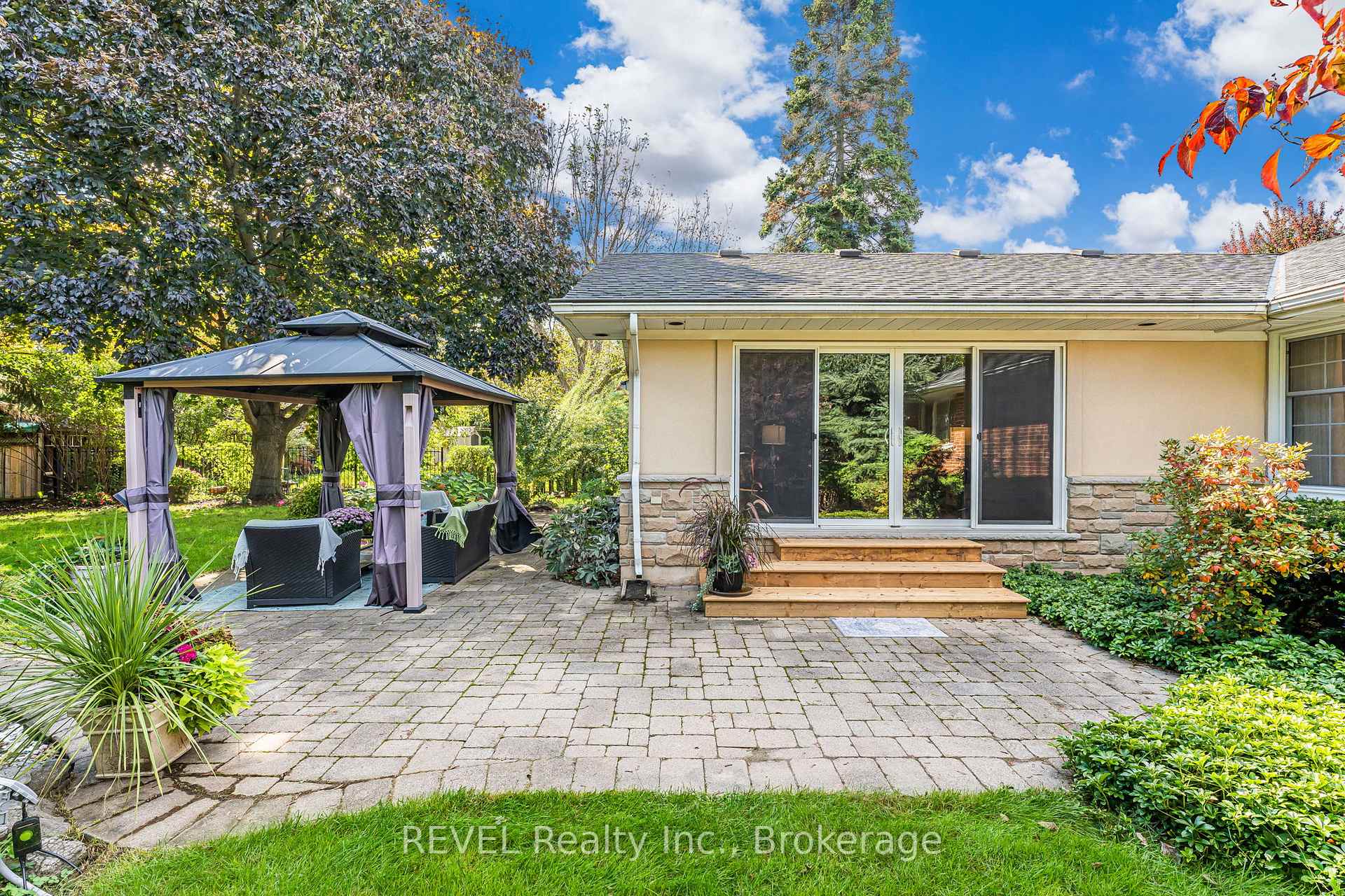 Photo 34 of 5 Cherryhill Drive, Grimsby, Grimsby East — HOMEH