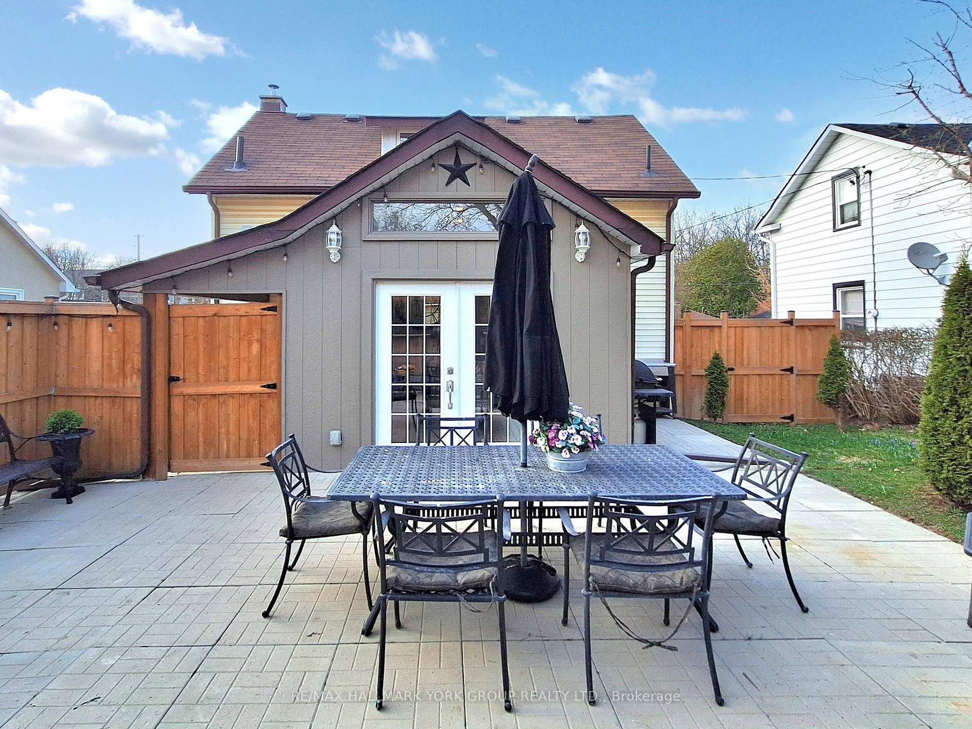 Photo 24 of 21 Irwin Avenue, Aurora, Aurora Village — HOMEH