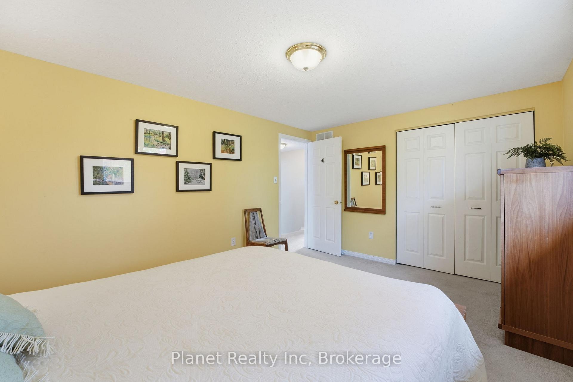 Photo 15 of 24 Fletcher Court, Guelph, Grange Road — HOMEH