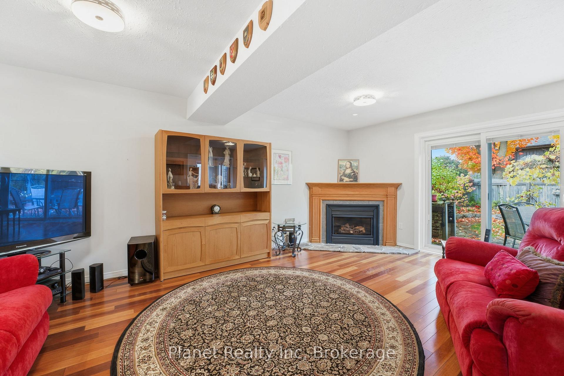 Photo 20 of 24 Fletcher Court, Guelph, Grange Road — HOMEH