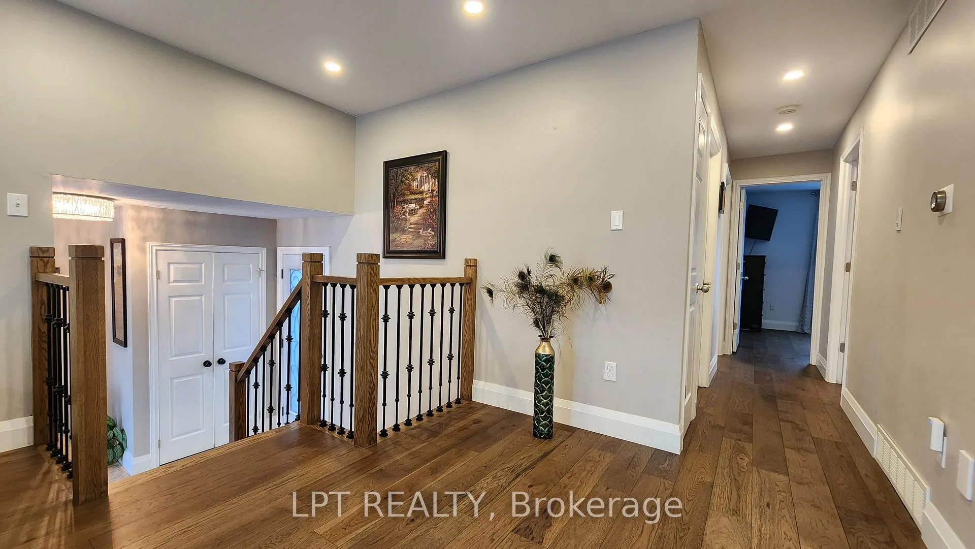 Photo 15 of 48 Maplehurst Crescent, Barrie, Cundles East — HOMEH