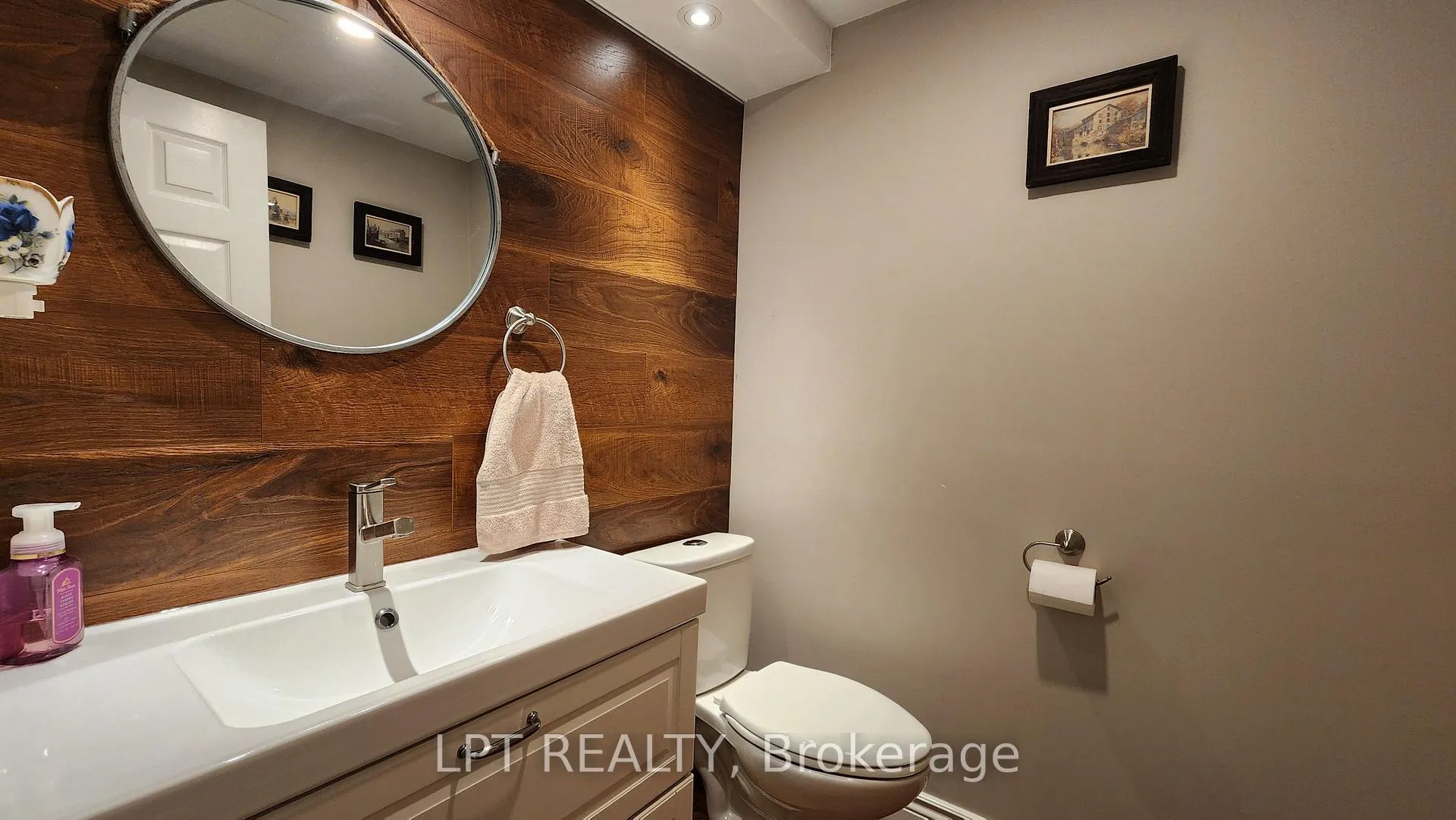 Photo 30 of 48 Maplehurst Crescent, Barrie, Cundles East — HOMEH