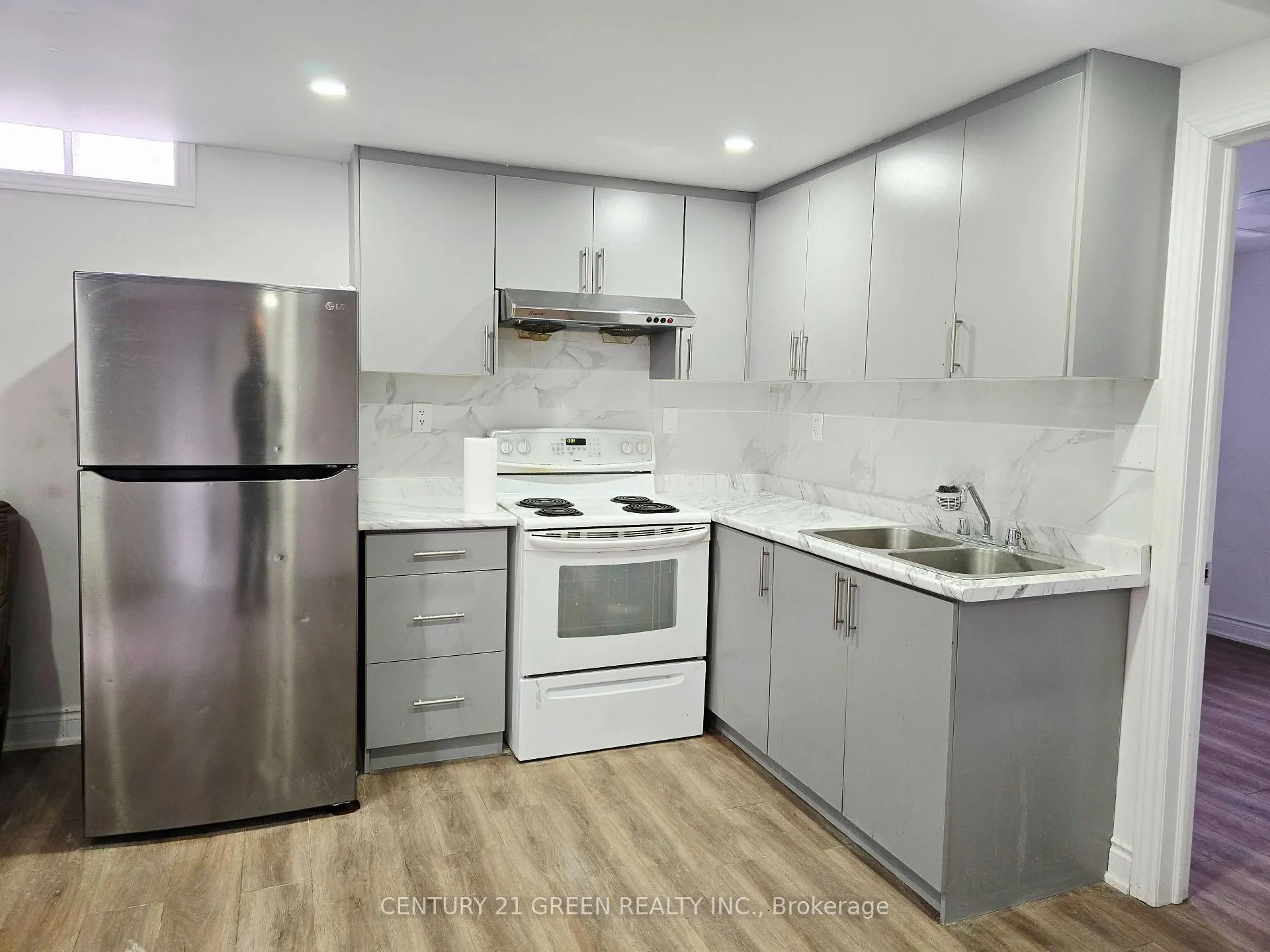Photo 3 of Unit Bsmt, 34 Terryhill Square, Brampton, Heart Lake East — HOMEH