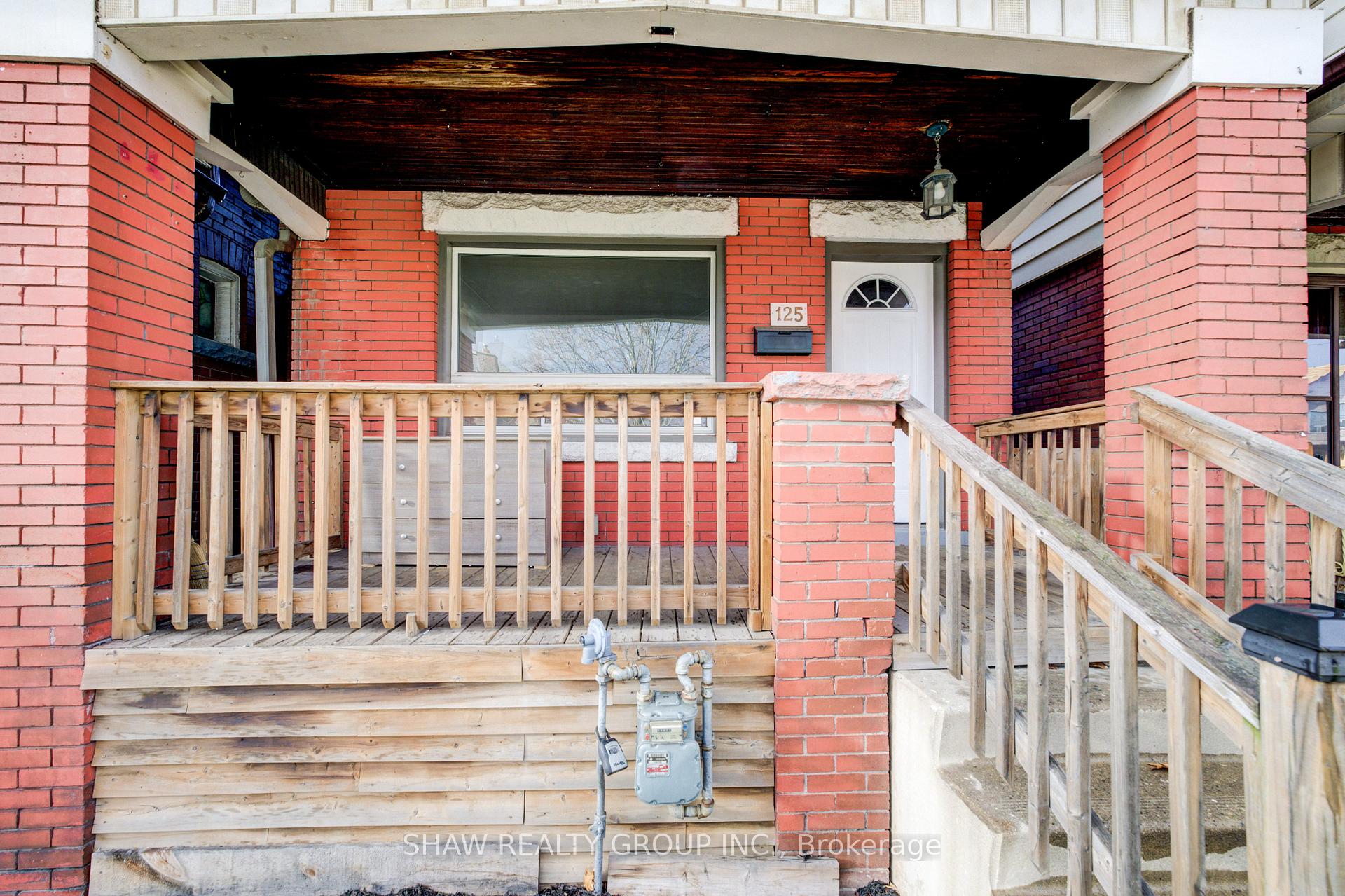 Photo 5 of 125 Melrose Avenue N, Hamilton, Stipley — HOMEH